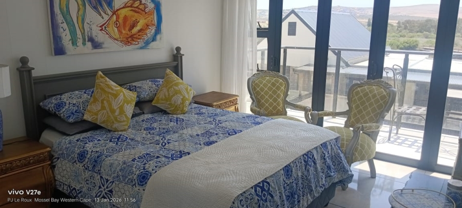 To Let 4 Bedroom Property for Rent in Hartenbos Central Western Cape